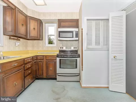 1615 Parham Rd, Silver Spring, MD 20903 photo 16