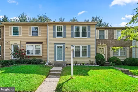 12338 Quail Woods Dr, Germantown, MD 20874