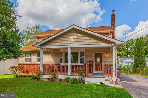 1104 Scott Ave, Rockville, MD 20851