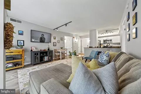 7923 Eastern Ave #304, Silver Spring, MD 20910 photo 16