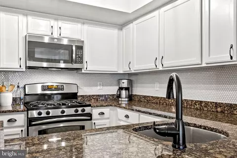 7923 Eastern Ave #304, Silver Spring, MD 20910 photo 8