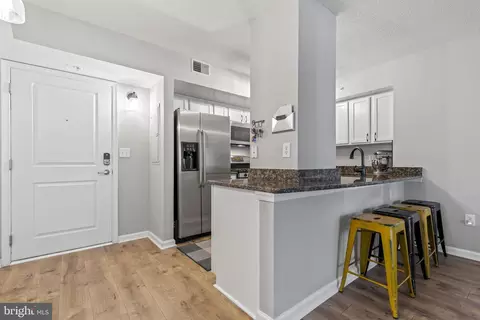 7923 Eastern Ave #304, Silver Spring, MD 20910 photo 4