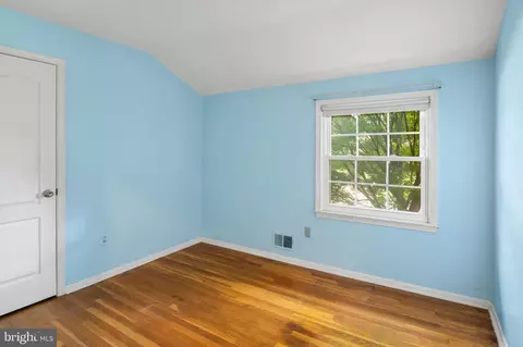 2933 Chapel View Dr, Silver Spring, MD 20904 photo 19