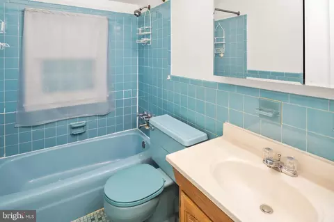 2933 Chapel View Dr, Silver Spring, MD 20904 photo 22