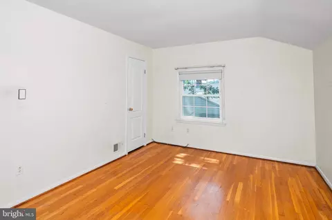 2933 Chapel View Dr, Silver Spring, MD 20904 photo 16