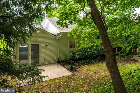 2933 Chapel View Dr, Silver Spring, MD 20904 photo 30