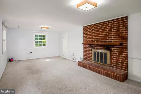 2933 Chapel View Dr, Silver Spring, MD 20904 photo 24
