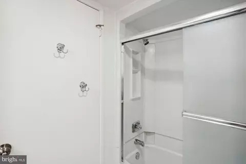 15115 Interlachen Dr #3-103, Silver Spring, MD 20906 photo 42
