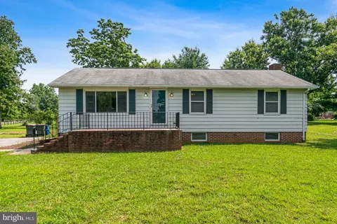 15125 Liberty Grove Dr, Burtonsville, MD 20866