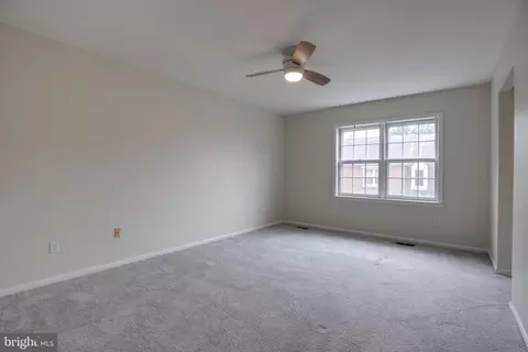 7 Grace Church Ct, Silver Spring, MD 20910 photo 24