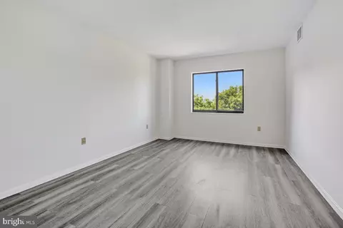 15107 Interlachen Dr #707, Silver Spring, MD 20906 photo 31