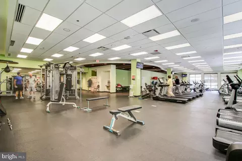 15107 Interlachen Dr #707, Silver Spring, MD 20906 photo 38