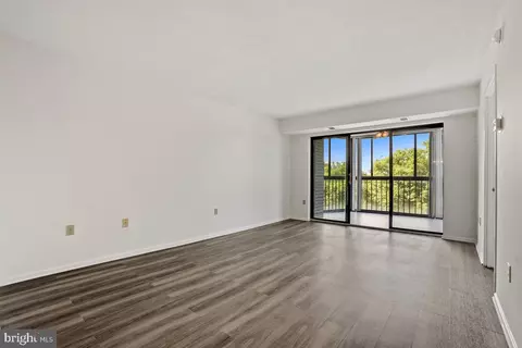 15107 Interlachen Dr #707, Silver Spring, MD 20906 photo 11
