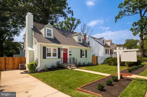 10600 Huntley Pl, Silver Spring, MD 20902 photo 3