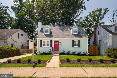 10600 Huntley Pl, Silver Spring, MD 20902