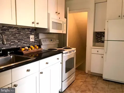 11939 Bluhill Rd, Silver Spring, MD 20902 photo 7