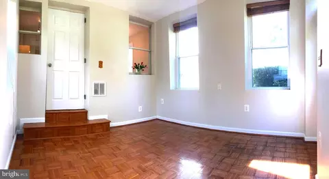 11939 Bluhill Rd, Silver Spring, MD 20902 photo 9