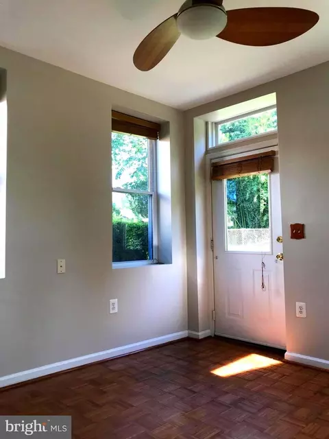 11939 Bluhill Rd, Silver Spring, MD 20902 photo 8