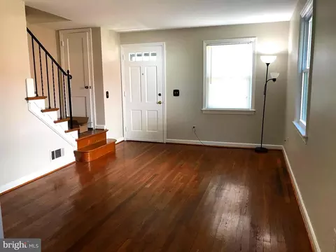 11939 Bluhill Rd, Silver Spring, MD 20902 photo 4