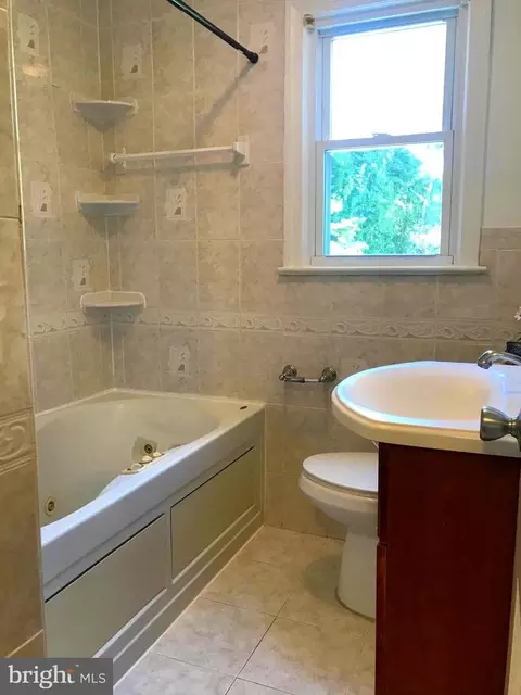 11939 Bluhill Rd, Silver Spring, MD 20902 photo 14