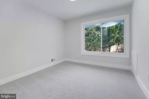 11125 Korman Dr, Potomac, MD 20854 photo 46