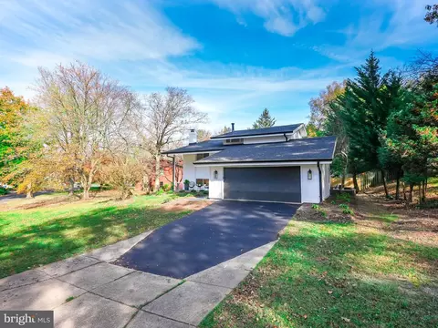 11125 Korman Dr, Potomac, MD 20854 photo 8