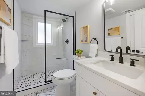 11125 Korman Dr, Potomac, MD 20854 photo 54