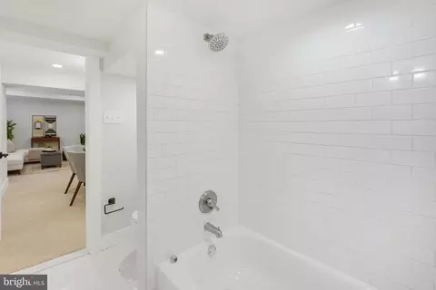 11125 Korman Dr, Potomac, MD 20854 photo 61