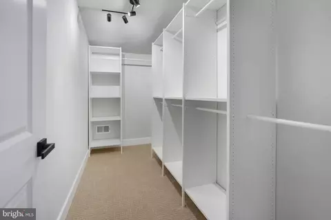 11125 Korman Dr, Potomac, MD 20854 photo 37