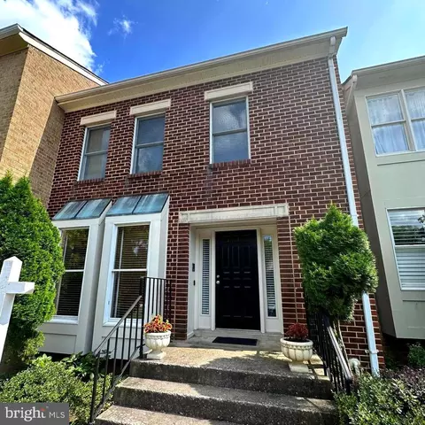 5016 Cloister Dr, Rockville, MD 20852