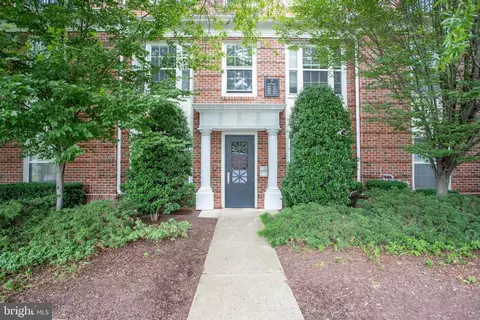 7 Booth St #310, Gaithersburg, MD 20878