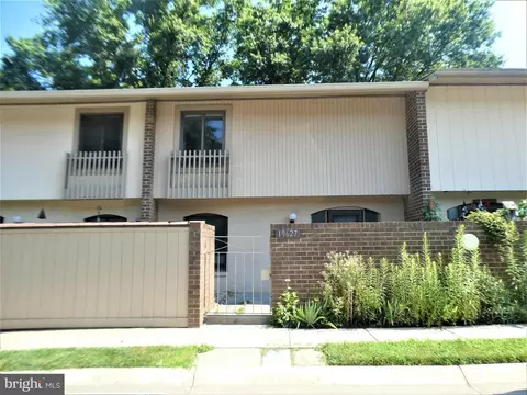 19627 Brassie Pl #2-G, Montgomery Village, MD 20886