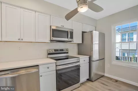 13761 Avonshire Dr, Silver Spring, MD 20904 photo 7