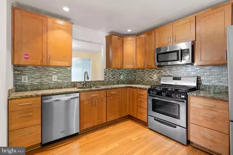 1309 Alderton Ln, Silver Spring, MD 20906 photo 4
