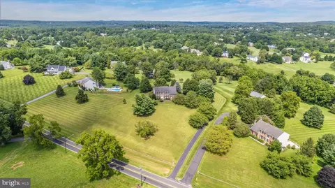 9109 Huntmaster Rd, Gaithersburg, MD 20882