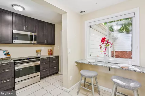 12304 Clement Ln, Silver Spring, MD 20902 photo 20