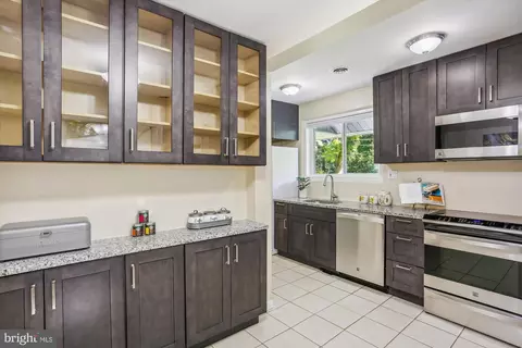12304 Clement Ln, Silver Spring, MD 20902 photo 15