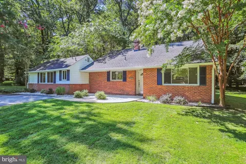 12304 Clement Ln, Silver Spring, MD 20902 photo 3
