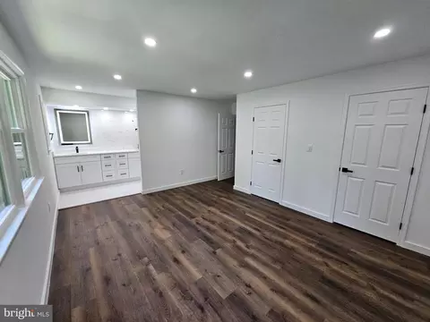 12913 Layhill Rd, Silver Spring, MD 20906 photo 4
