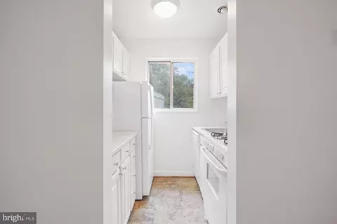 9732 Glen Ave #101-97, Silver Spring, MD 20910 photo 7