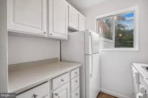 9732 Glen Ave #101-97, Silver Spring, MD 20910 photo 8