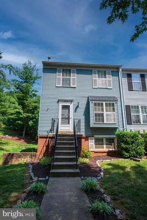 10629 Shasta Ct #T-2, Damascus, MD 20872