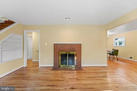 1009 Laredo Rd, Silver Spring, MD 20901 photo 7