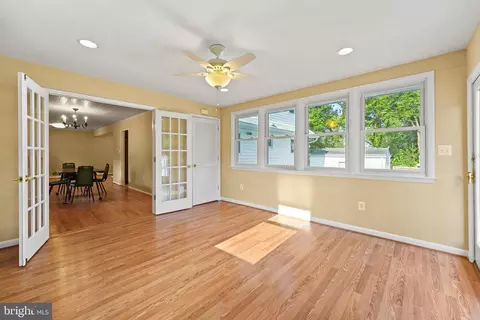 1009 Laredo Rd, Silver Spring, MD 20901 photo 11