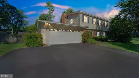 14800 Notley Rd, Silver Spring, MD 20905 photo 2