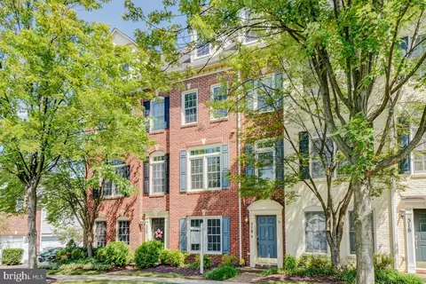 518 Jacala Ter, Rockville, MD 20850