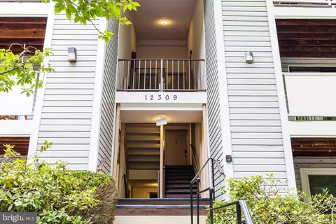 12309 Silvergate Way #908-J, Germantown, MD 20874