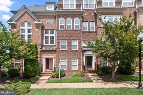 13621 Dover Cliffs Pl, Germantown, MD 20874