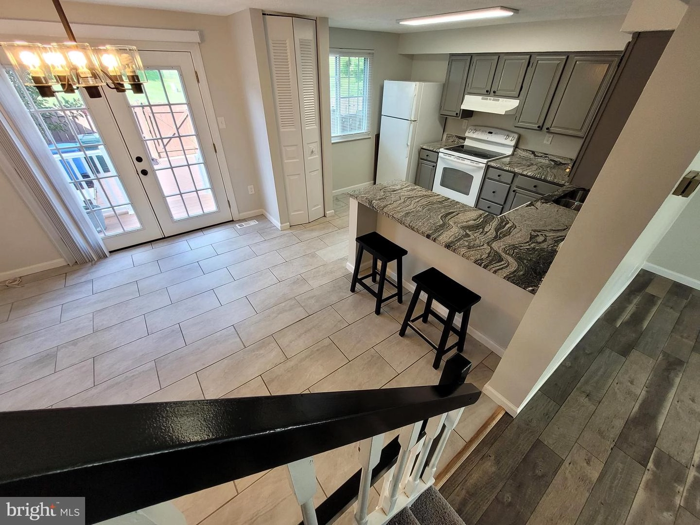 1110 Cavendish Dr, Silver Spring, MD 20905 photo 4