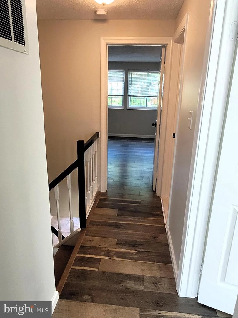 1110 Cavendish Dr, Silver Spring, MD 20905 photo 14
